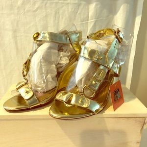 Paris Hilton Shoes / CHAIN WEDGE SANDAL